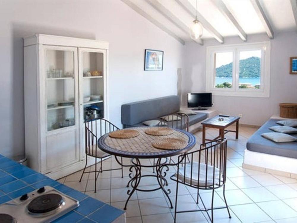 Les Mini-Villas De Santa Giulia بورتو فيكشْيو الغرفة الصورة